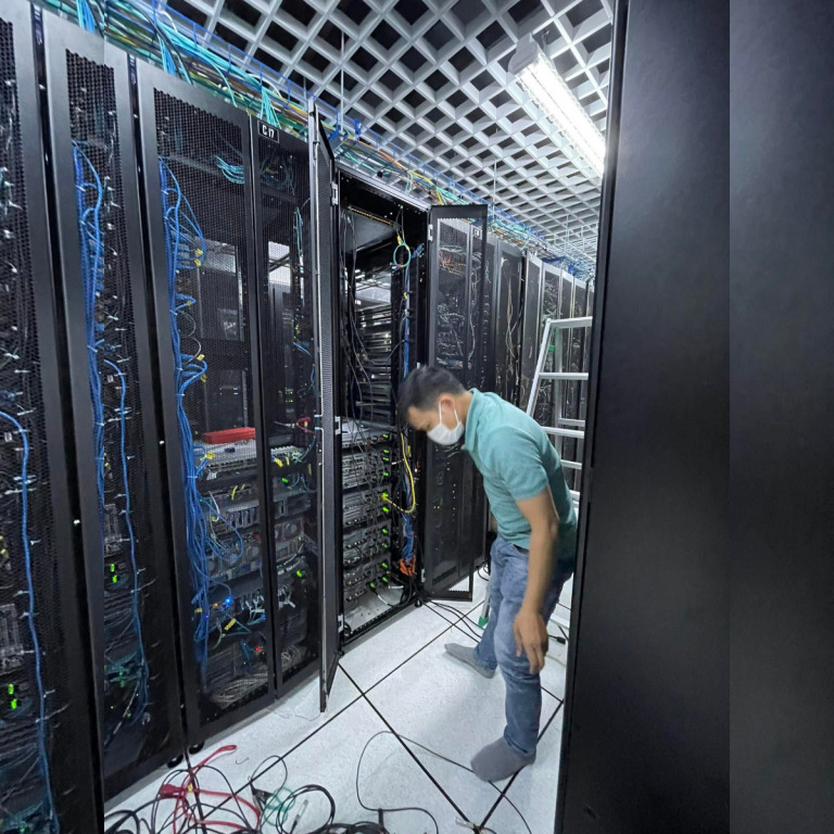 Hệ thống tủ rack Cloudzone tại Data Center FPT Hà Nội năm 2022